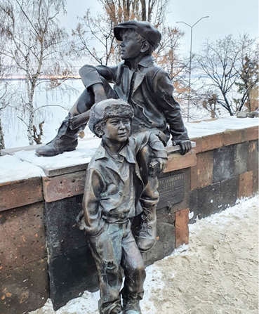 В их глазах и страх, и радость, и надежда на счастливое будущее!