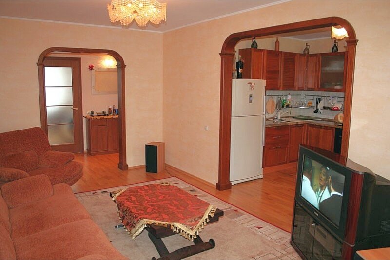 Какую статусную технику и предметы домашнего интерьера мало кто мог себе позволить в лихое время 90-х?