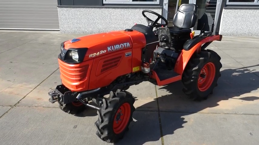 Минитрактор «KUBOTA B2420»