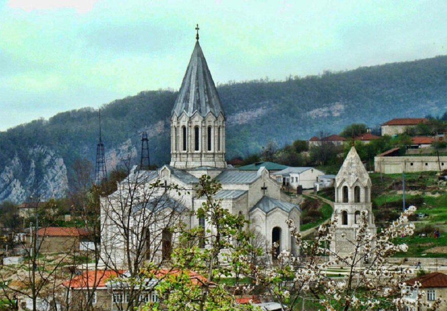 В большом зале столичного Дома кино состоялась долгожданная премьера документально-фактографического фильма «Шуши: Амэн», собравшего аншлаговую аудиторию зрителей.-3