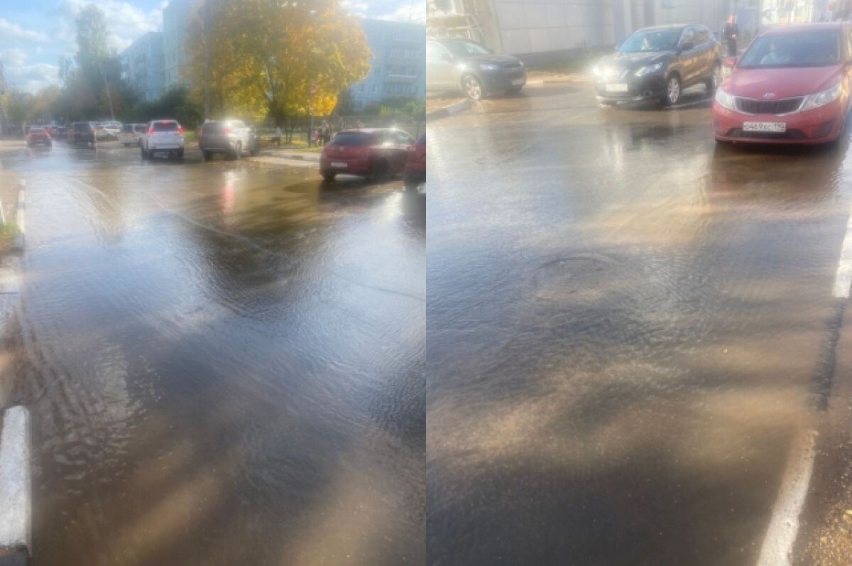    В Твери затопило центральную улицу, вода прохожим была по щиколотку