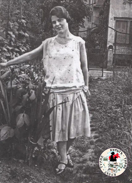 Энне после окончания школы. Фотография из книги "Бурда моден - это я!" (Уте Дамен)