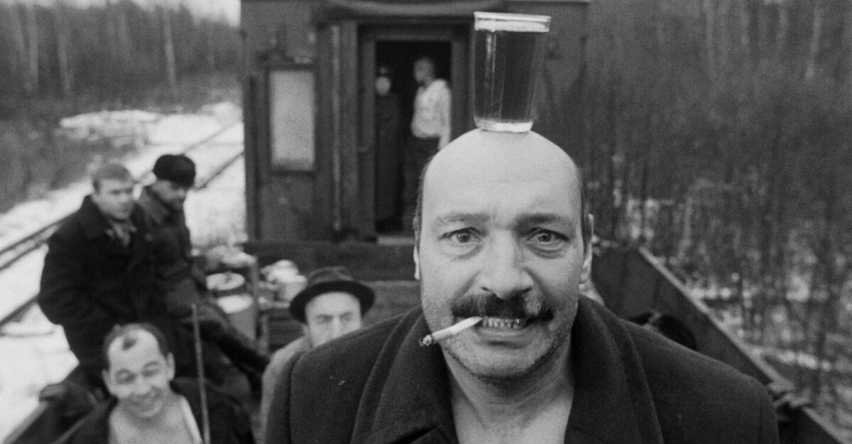 "Хрусталёв, машину!", 1998 год, режиссёр Алексей Герман