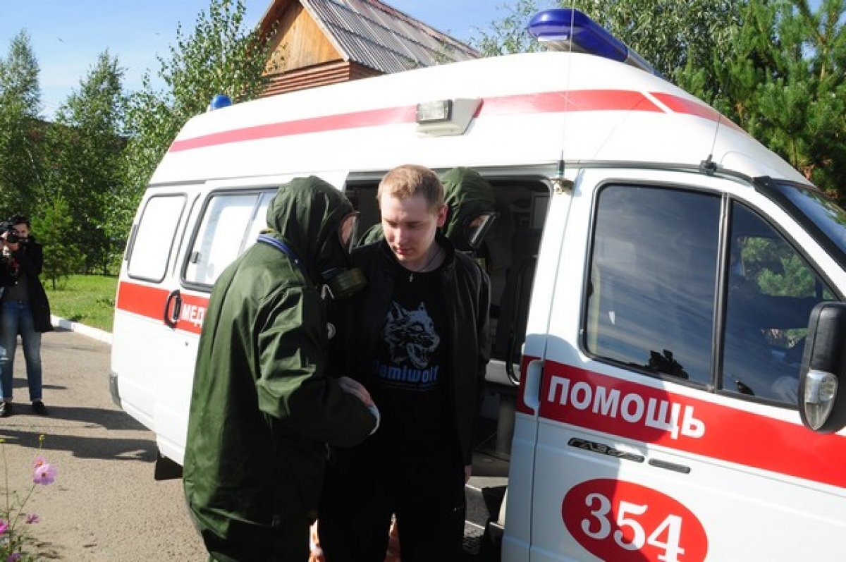    На волгоградском военном полигоне учили военных медиков