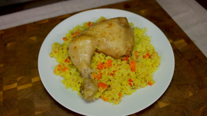 Курица целиком фаршированная рисом в духовке. Рецепт запечённой курицы с начинкой