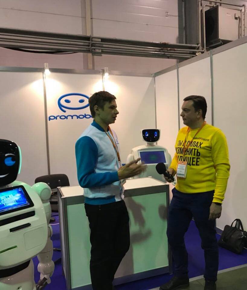 Интервью с Олегом Кивокурцевым, Promobot