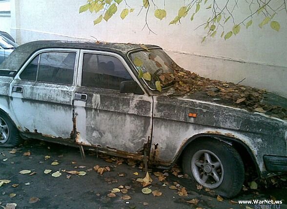 Старая машина пыль