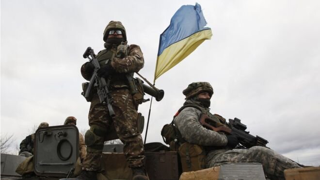 Изображение copyrightREUTERSПодпись к рисунку Вооруженныесилы Украины сражаются с пророссийскими сепаратистами в Донбассе с апреля 2014 года