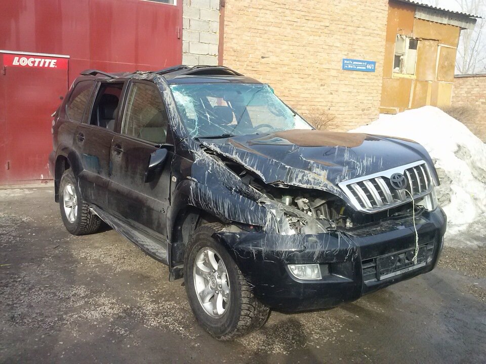 Битые прадо 150. Toyota Land Cruiser Prado 120 битый. Битый Прадо 150. Разбитый Прадо 150. Разбитый Прадо 120.