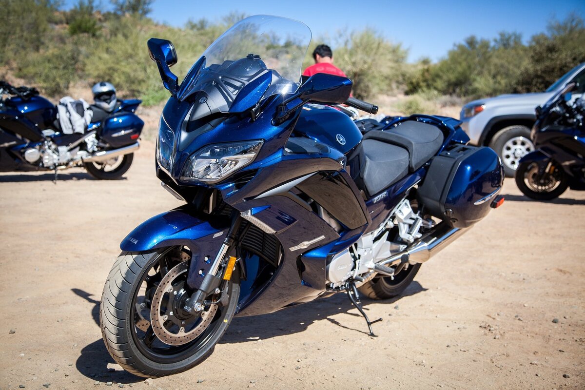 Yamaha FJR 1300 РѕР±РѕРё