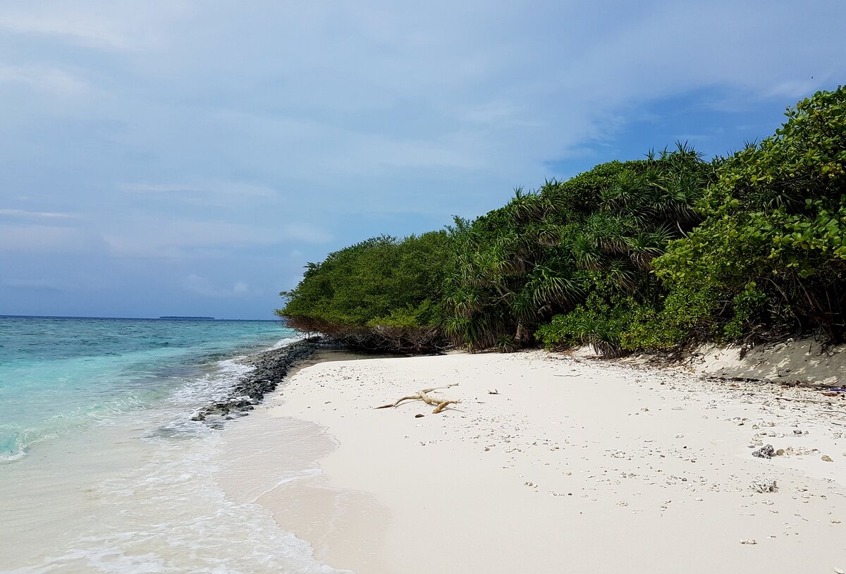 Мы острова. Мы остров. Азуш остров Фуладу. Остров Намакура. Fodhdhoo.