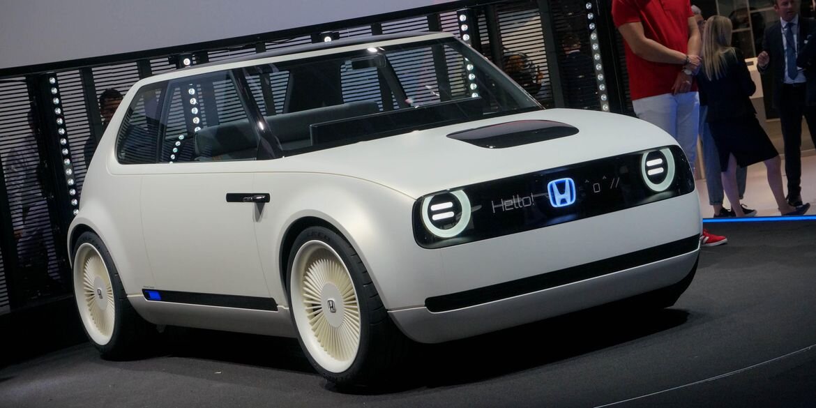 Honda показала во Франкфурте электромобиль Urban EV  Фото: tehnot.com 