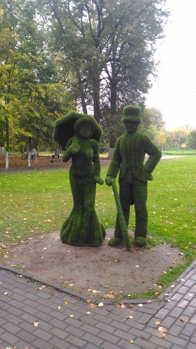 Видимо сам граф со своей графиней.