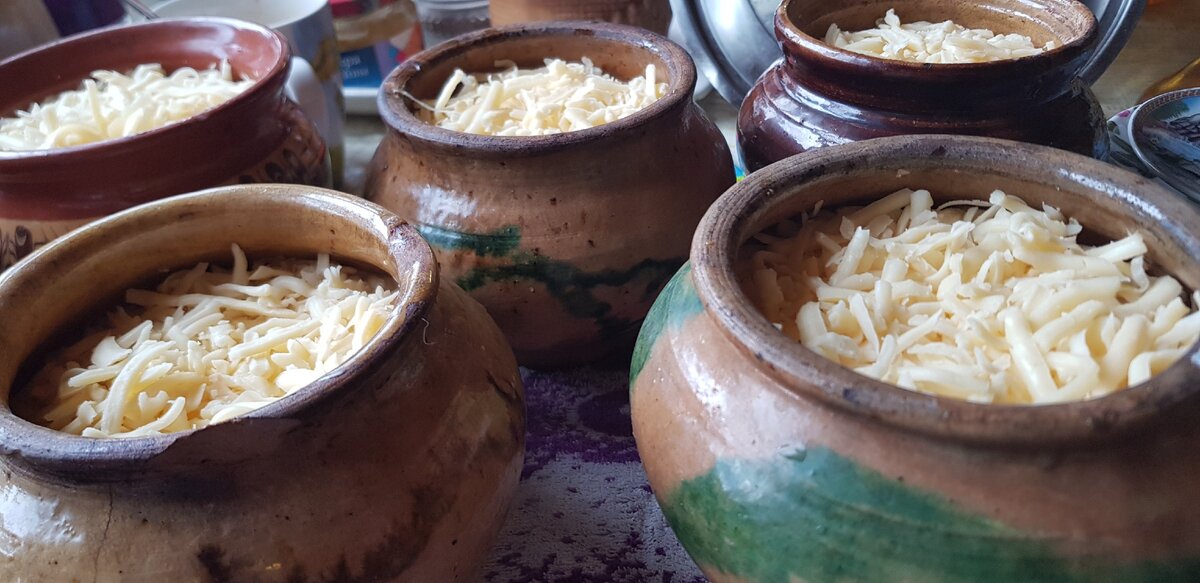 Вот такие горшочки получились.  Они помнят твои руки