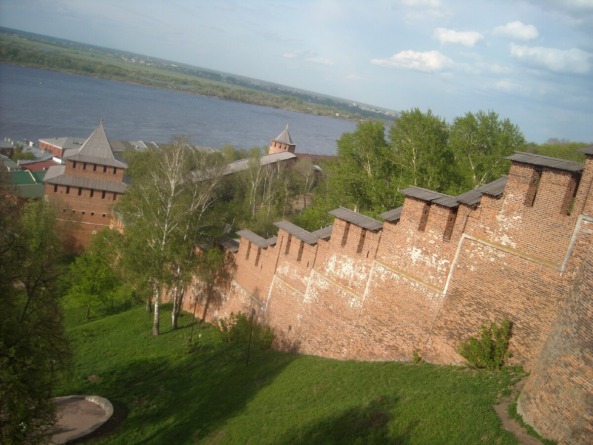 Вид со стены Нижегородского Кремля