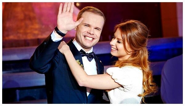 Отношения знаменитостей, русские звезды, скандалы артистов, горячие новости, популярная певица