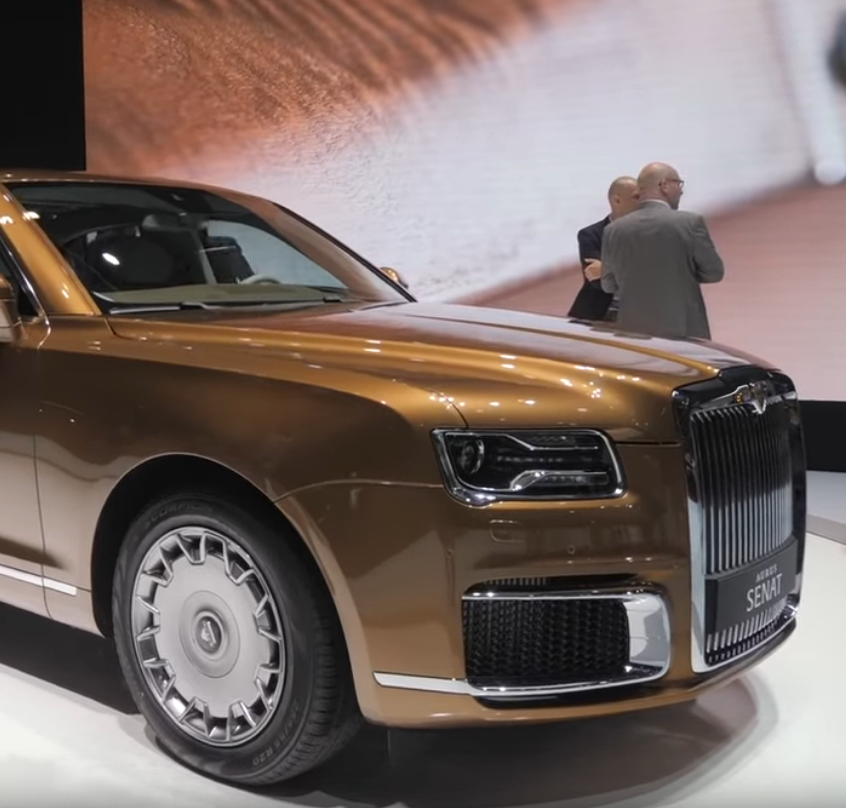 Очень большие на первый взгляд колёса но они 20 диаметра.