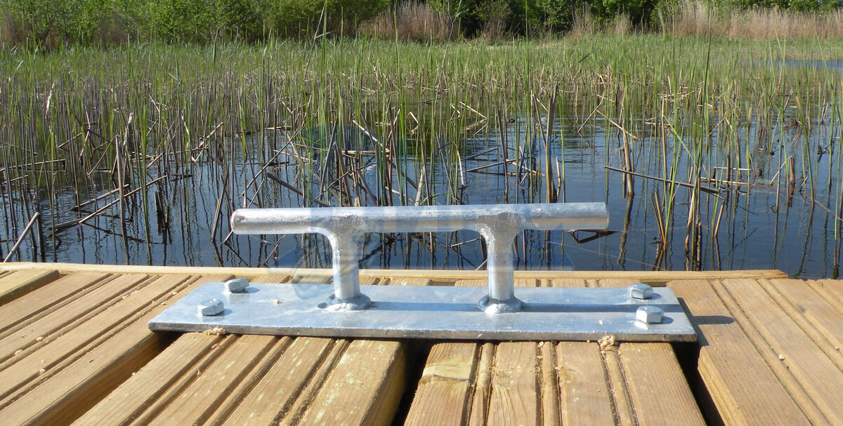 кнехт типа "утка"