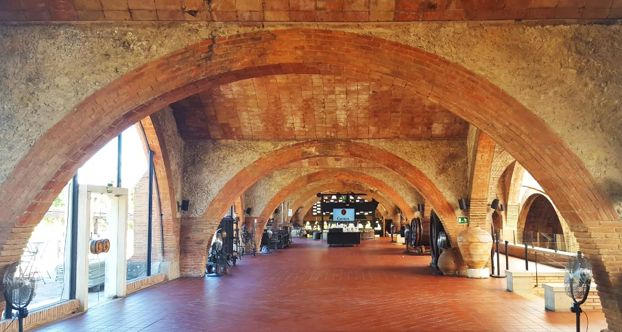 Фотография взята из источника barcelona-transfer.com