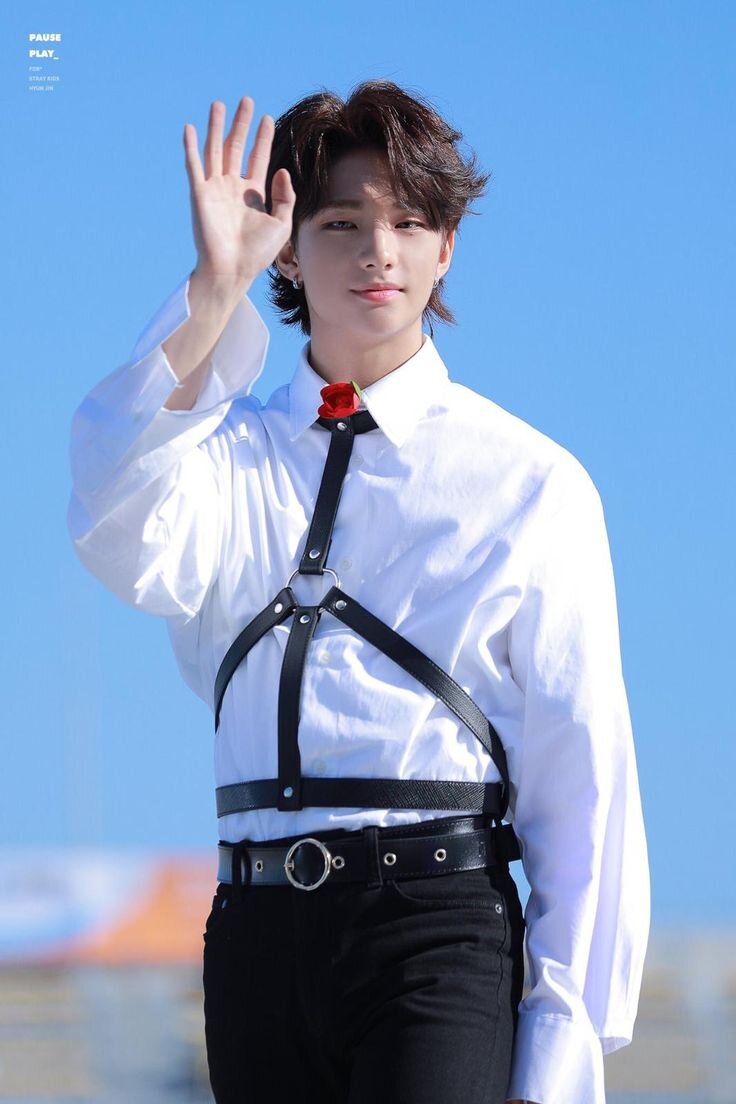 Яндекс.Картинки (Хёнджин из stray kids) 