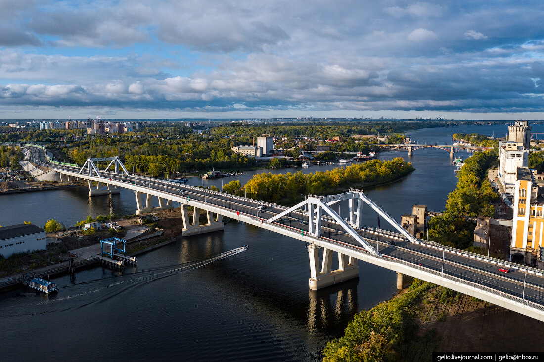 Плюсы города самара. Самара город на Волге. Самара с высоты. Фрунзенский мост Самара. Самара достопримечательности.