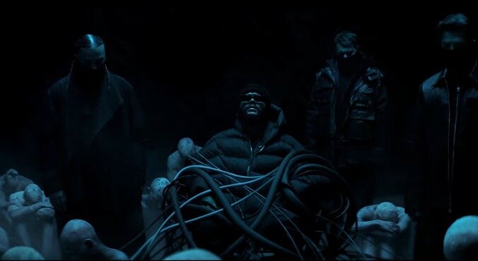 Кадр из клипа Moth To A Flame