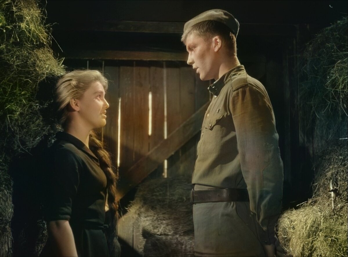 "Баллада о солдате" | Листайте ➔