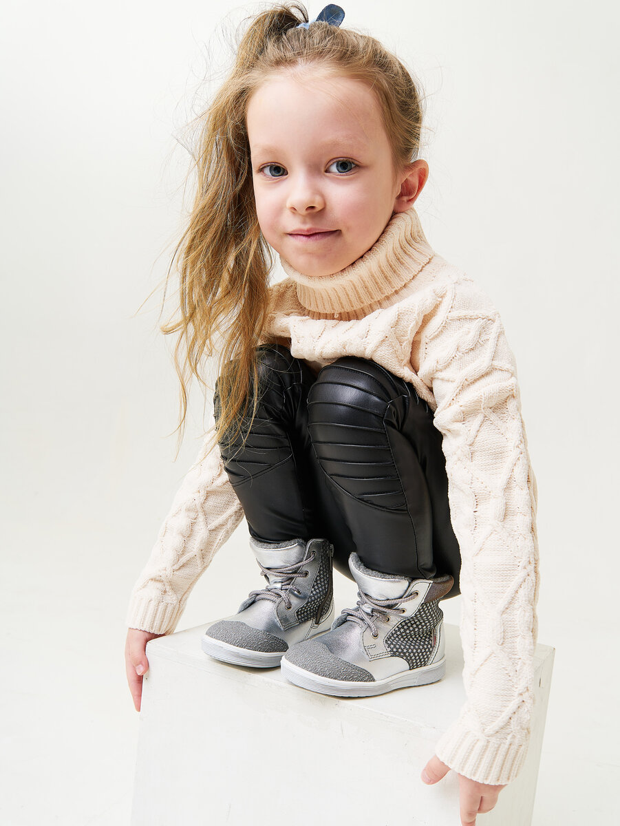 На фото модель 1035, заказать со скидкой можно на сайте shoeslel.com 