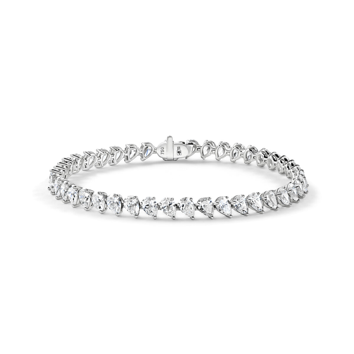 Теннисный браслет с бриллиантами огранки "груша"