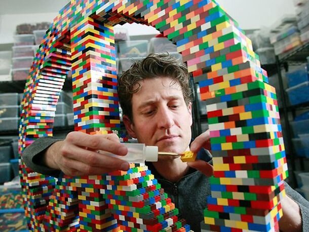 Скульптор LEGO