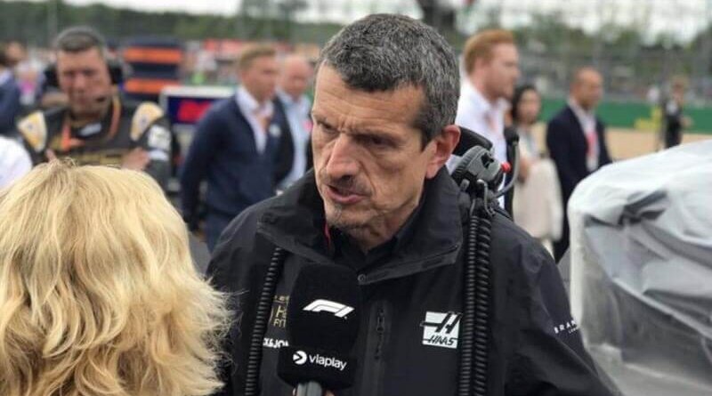 Руководитель «Хаас» Гюнтер Штайнер решительно упрекнул обоих своих пилотов после столкновения на первом круге Гран-при Великобритании, после чего оба были вынуждены сойти с дистанции.