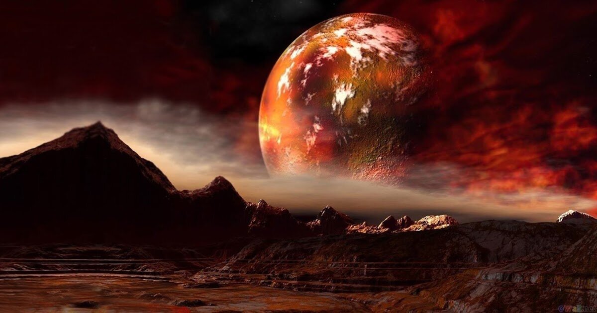 Упоминания Нибиру в месопотамских табличках отрывочны, часто связаны с эпитетами Мардука, что даёт повод для разных толкований. Астрономические ассоциации затрудненны тем, что из-за предварения равноденствий расположение звёзд на небе отличалось от современного. В частности, в эпоху шумеров полярной звездой был Тубан, α созвездия Дракона (Тиамат). Другой нюанс в том, что в Древнем мире Земля считалась плоской, омываемой океаном (морем Тиамат), в частности так трактуются понятие «двух небесных ворот» по сторонам горизонта, в которые «уходят» звёзды на закате, и по «подземному миру» «переправляются» (шумер. «нибиру») на восход.
Согласно гипотезе, что Нибиру, являясь «местом пересечения», делит не горизонт, а небесный экватор, — Тиамат является Млечным путем, или тёмной полосой в его середине, а Нибиру расположена на Млечном пути.
Если считать Нибиру астрономическим телом, то другая сложность состоит в том, что существуют реконструированные списки звёзд, почитаемых в шумеро-аккадской культуре. Так что небесные объекты, которые могут быть похожи по ряду теорий на Нибиру, уже упомянуты в этих списках как отдельные объекты. Также древние делили небо на несколько «путей», связанных с главными богами. Нибиру располагалась на пути бога Ану и была видна в месяц Адар, что тоже отбрасывает ряд гипотез.
Нибиру несколько раз связывается с планетой Юпитер, единожды ассоциируется с Меркурием. Некоторые учёные считают Нибиру непосредственно Юпитером, хотя это противоречит спискам. Есть гипотеза указывающая на пояс Ориона, однако Бетельгейзе не видна в месяц Адар. Есть гипотеза связывающая Нибиру со звездой Сириус — ярчайшей звездой ночного неба.
В табличке V Нибиру описывается отдельно от планет и звёзд. Описание («закреплённая стоянка» в «центре» «двенадцати месяцев звездных») позволяет толковать понятие как фиксированную точку на оси мира или оси эклиптики небесной сферы. Следующая 11-я строфа о «зените во чреве Тиамат»также описывает ось эклиптики. Дело в том, что северный полюс оси эклиптики находился в созвездии Дракона, называвшимся в шумеро-аккадской космологии драконом Тиамат.
Исследователи мифологии отмечают родственность мифов Древнего мира о драконе Тиамат, убитой Мардуком. В частности с греческим мифом, по которому названо созвездие «Дракон», этот дракон был убит Гераклом (соседнее созвездие) во время Титаномахии. В схожем соседнем индийском мифе бог-громовержец Индра убивает и расчленяет тело змея Вритры. В индийской мифологии Индре посвящено созвездие Овна. А в соседнем Иране у персов имя планеты Марс (астрологический управитель Овна) было «Веретрагна», что означает «убийца Вритры». По этой гипотезе маловероятно, что Нибиру — это Марс, поскольку он уже упомянут в астролябиях помимо Нибиру. Но в Овне также имеется яркая звезда Гамаль, которая могла быть маркером точки весеннего равноденствия и, следовательно, могла быть звездой Мардука Неберу.
Другие исследователи, считают Нибиру любым видимым астрономическим объектом, отмечающим равноденствие, происходившее в конце месяца Адар. Или так могла называться небесная точка, отмечающая равноденствие; поскольку за 1-2 тысячи лет ранее на этом месте был Альдебаран, который мог считаться Нибиру, потом сместился, но точка могла сохранить название по традиции.