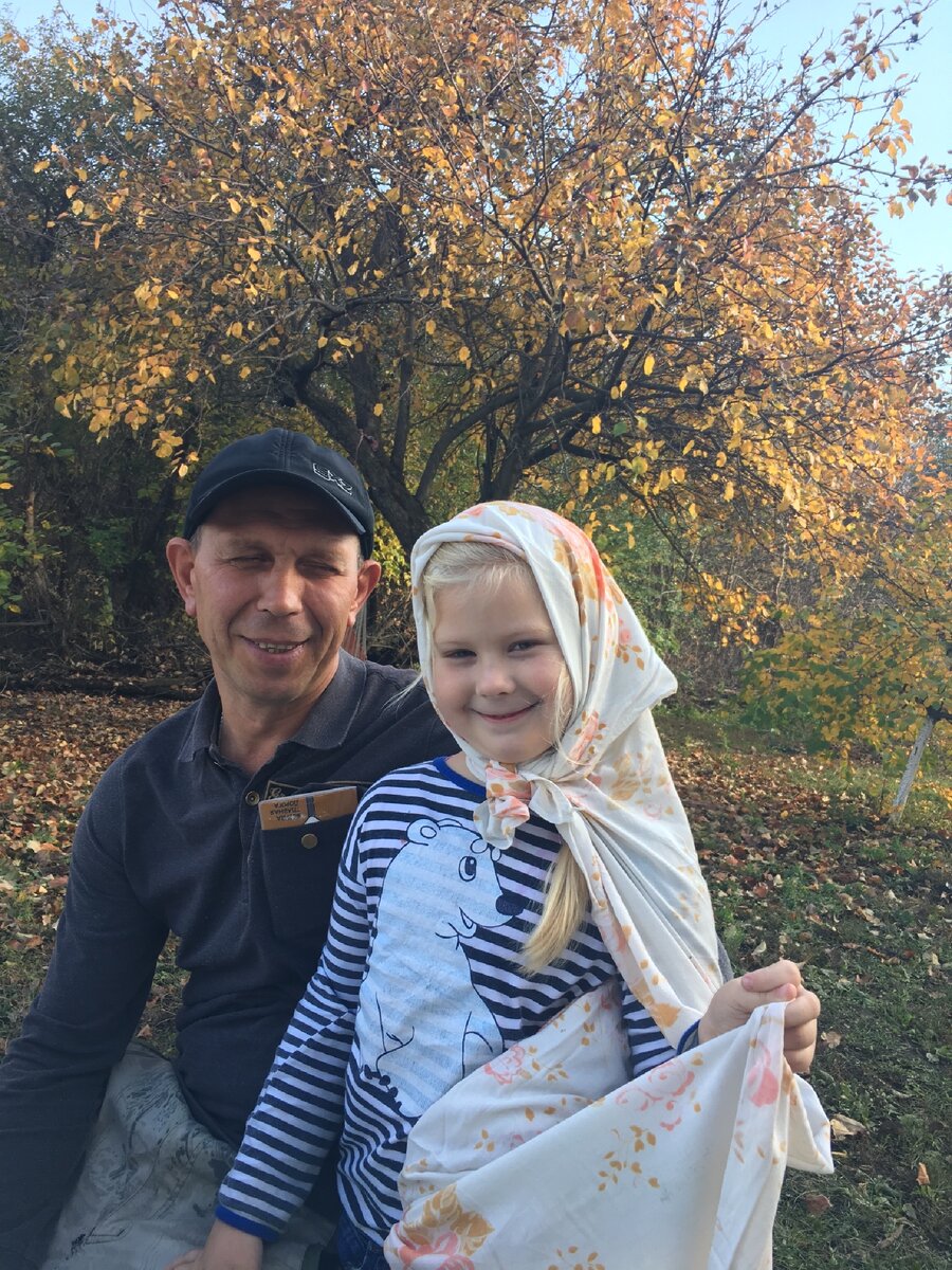 Дочь показывала нам концерт