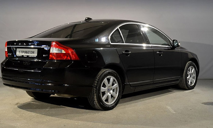 Volvo s80 2010. Вольво s80 2010.