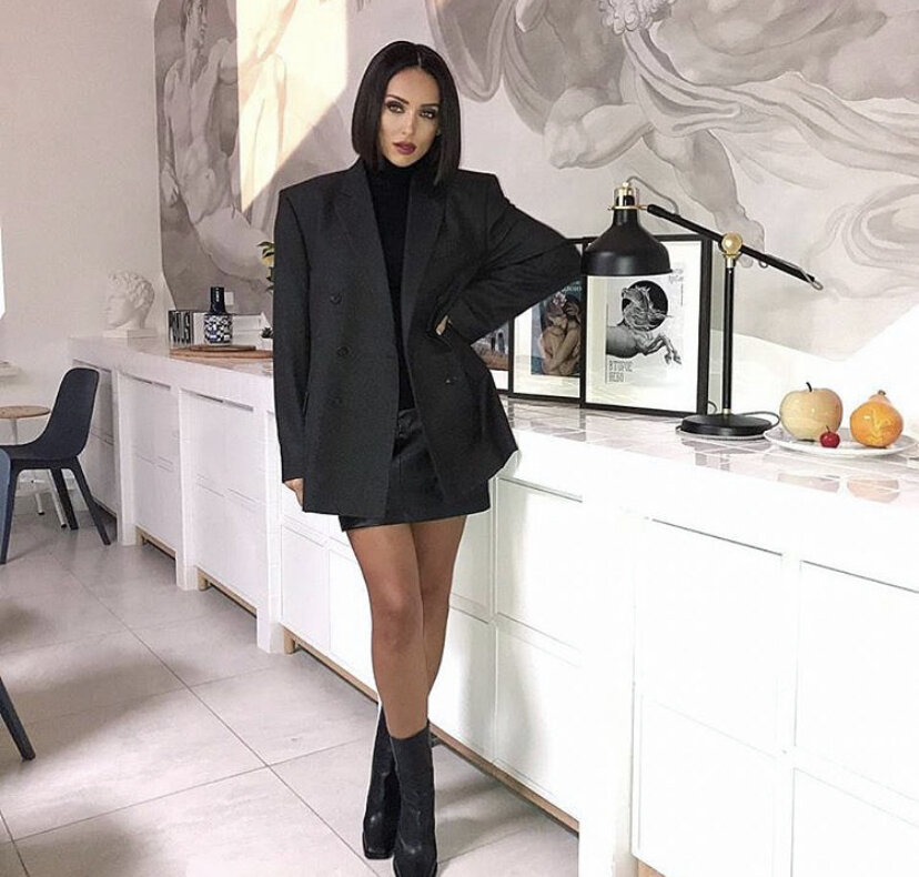 Алсу. Оригинал фото  @alsou_a