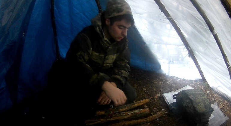 Строю свой дом в лесу \ Одиночный bushcraft