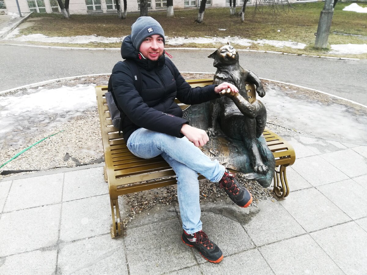 Йошкин кот - шуточный символ города