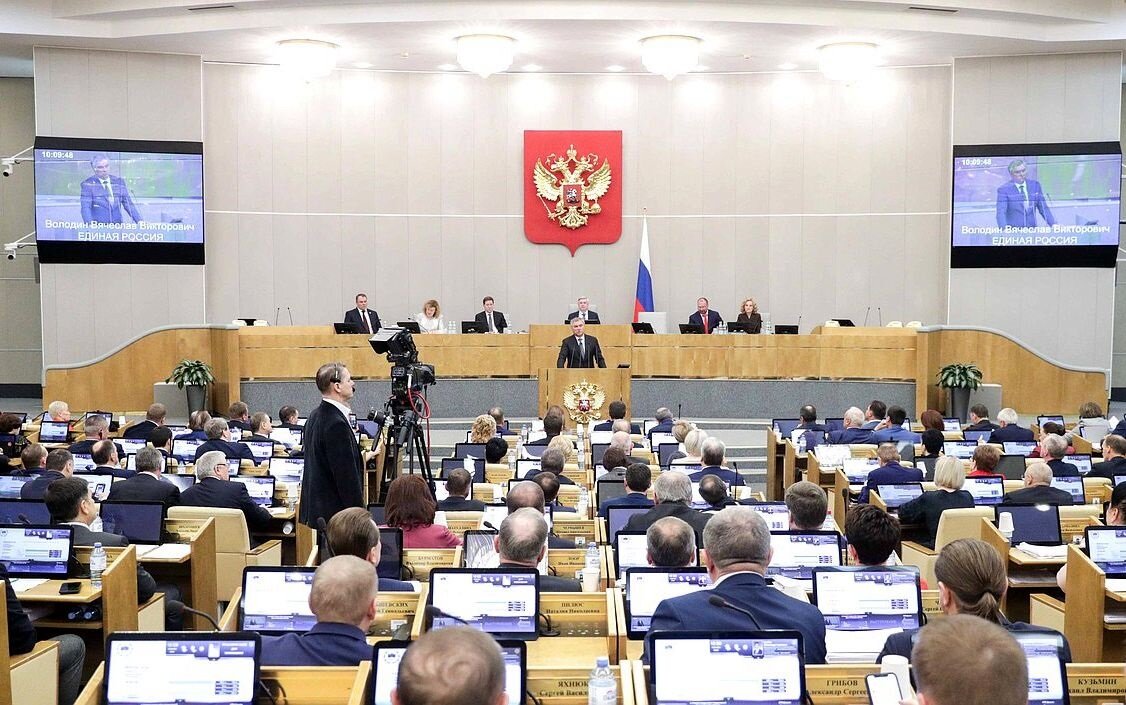 Предпринимателей освободили от одного вида штрафов, стать самозанятым теперь можно в 23 регионах России, при продаже обуви ЕНВД можно применять до 1 марта 2020 года.