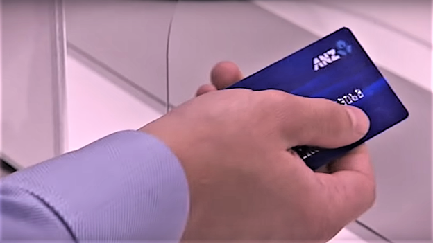 Технологии не стоят на месте, чего не скажешь о банковских договорах.