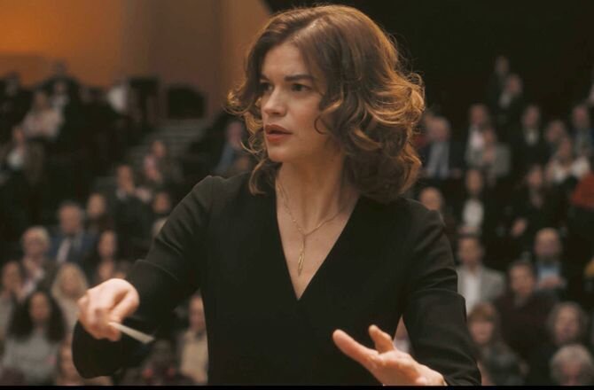 Мари-Софи Фердейн в сериале Филармония 