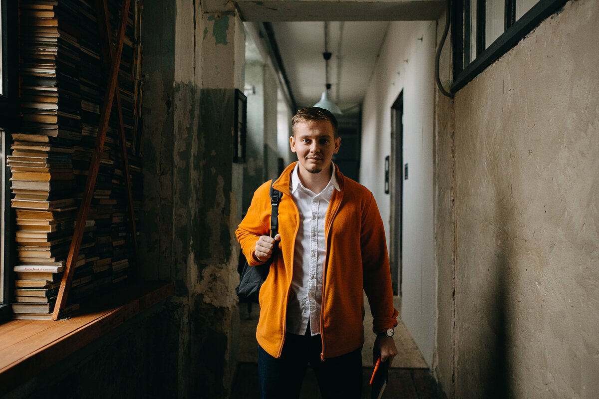 Есть разные виды одиночества: вынужденное и выбираемое (осознанное).