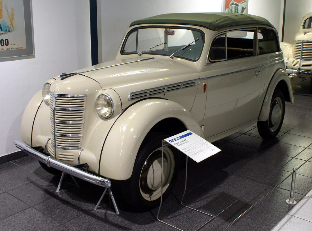 Opel Kadett K38 образца 1937-1940 года в модификации двухдверного кабриолета. Фото: wikipedia.org