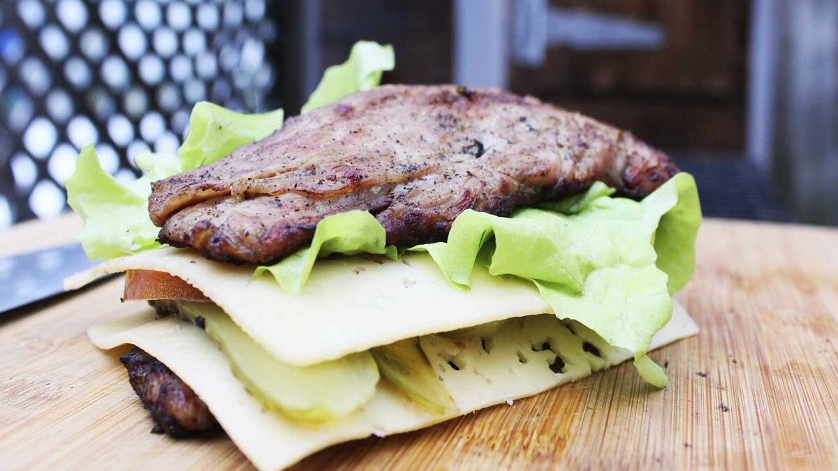 бургер из мяса