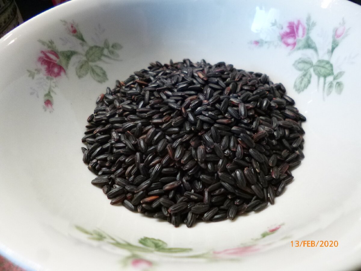 Как выглядит отваренный черный рис