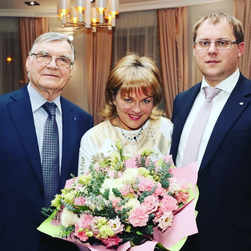 Александра яковлева биография личная жизнь болезнь Здоровье Александры Яковлевой Обсудим звезд с Малиновской Дзен