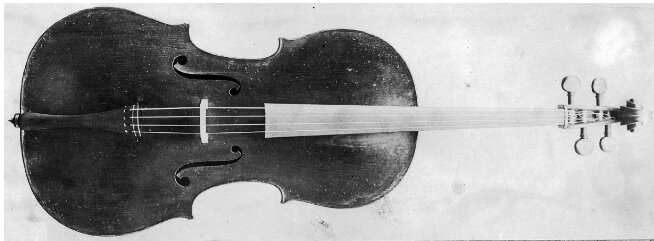 Фото виолончели с аукционного сайта tarisio.com 