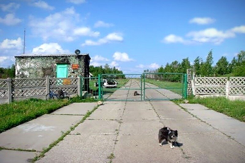 Заброшенный военный городок 