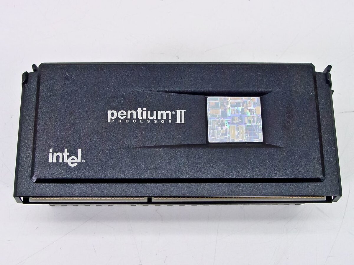 Pentium II, произведенный по техпроцессу 350 нм.