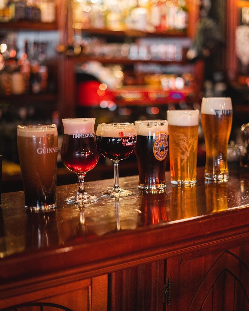 https://www.instagram.com/mckey_pub/