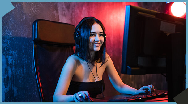 Стример ведет трансляцию своей игры